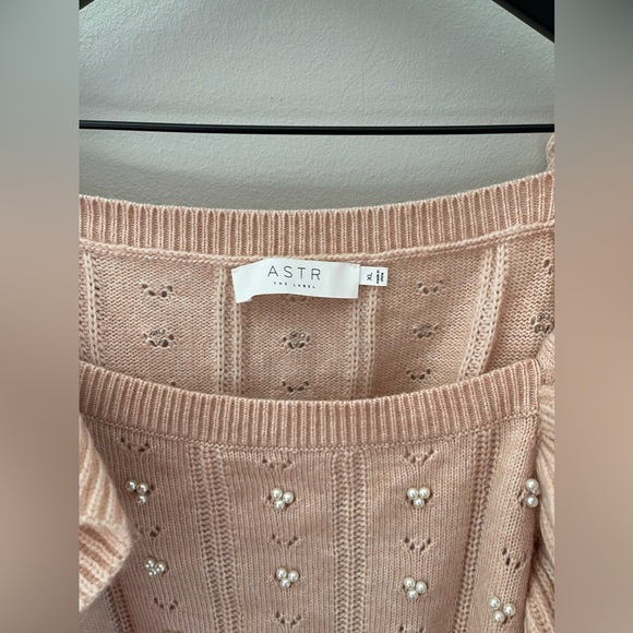 ASTR The Label Cabot Pearl Embellished Crop Ruffled Sweater In Blush Pink XL - Picture 4 of 10